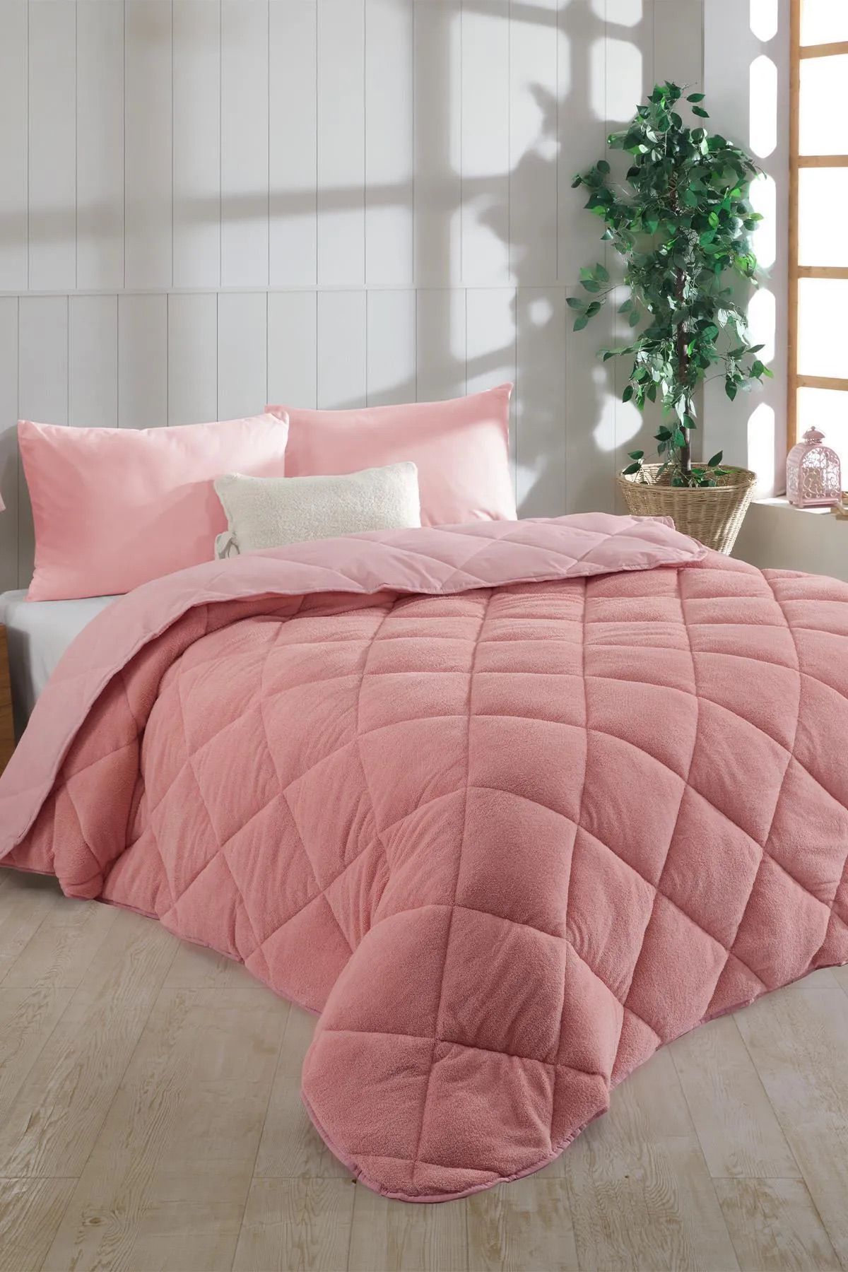 Sıcacık Konfor: Tek Kişilik Welsoft Yorgan + Çarşaf + Yastık Kılıfı