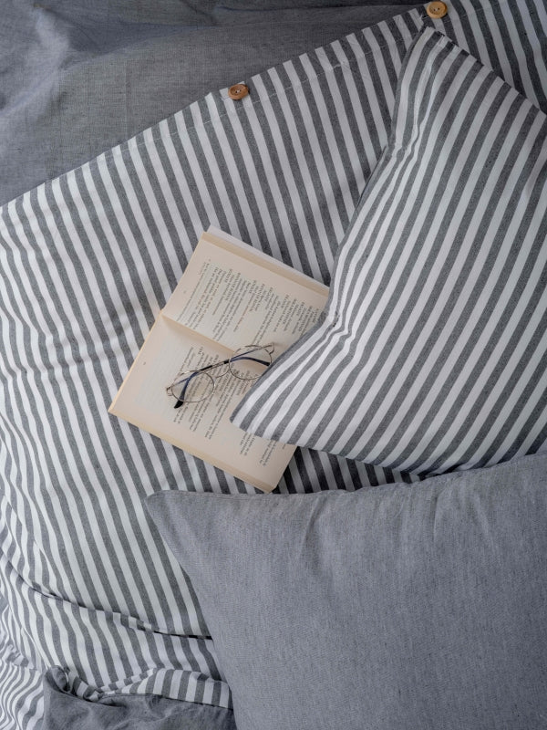 Dovira Antrasit Gri Çizgili Tek Kişilik Pamuklu Nevresim Takımı (Çarşafsız) 160 x 220 cm