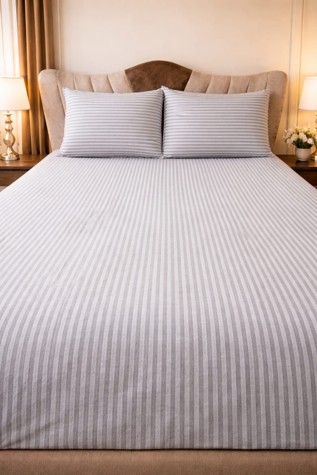 Saten Lastikli Çarşaflı Tek Kişilik Nevresim Takımı Kahverengii